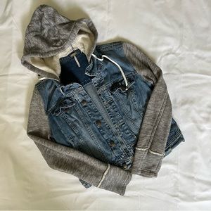Free people Jean jacket with detachable hoodie
